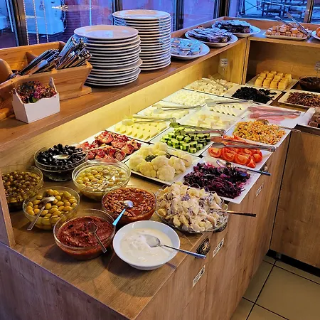 Marmara Gazde/Camere de închiriat