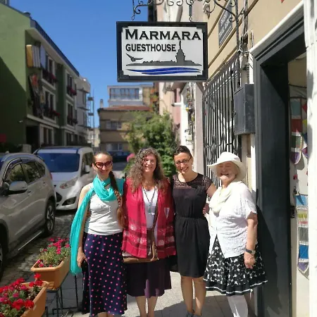 Homestay Marmara *